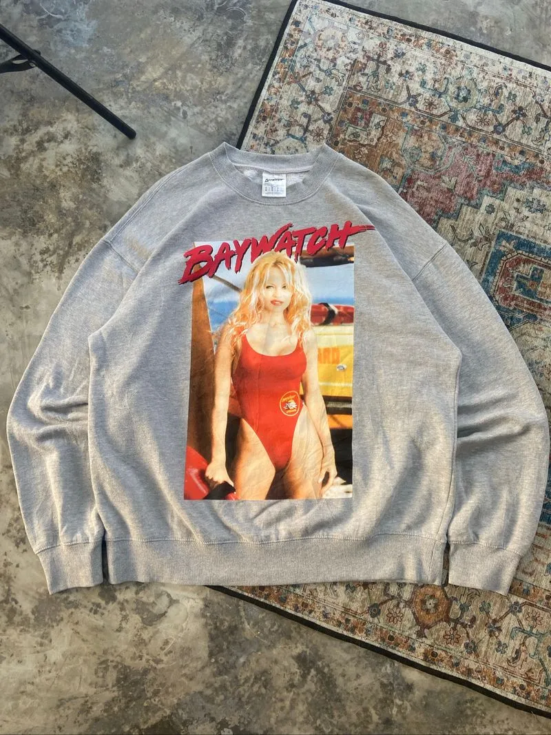 BAYWATCH “ Pamela Anderson “ Crewneck  photo 1