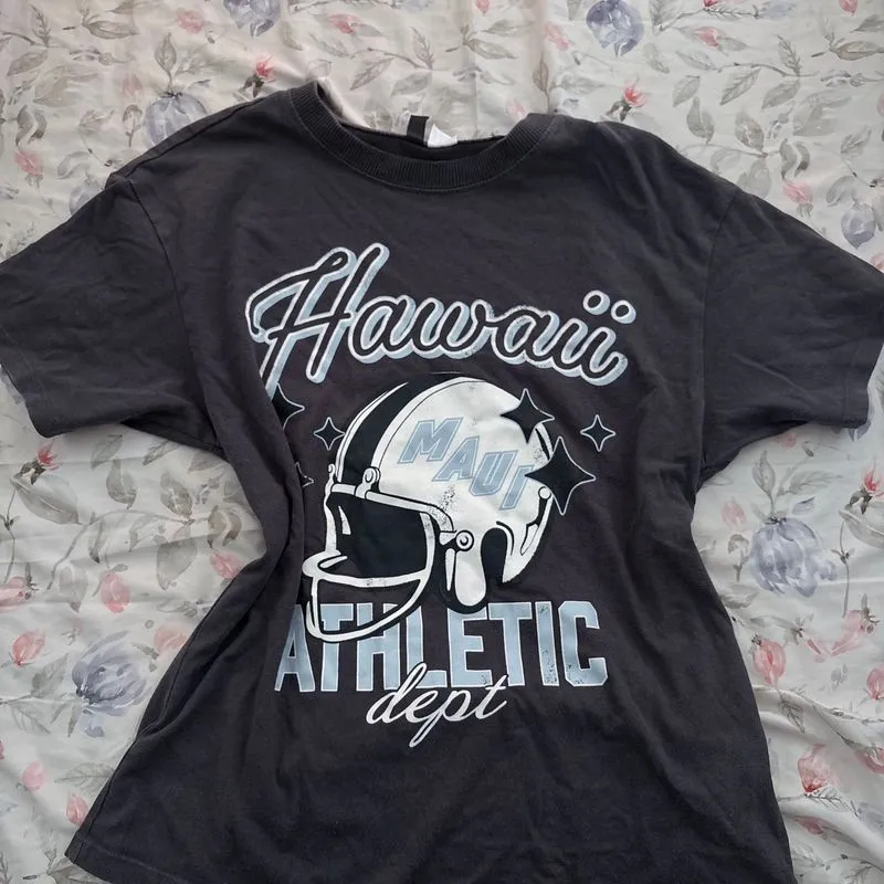 college athletic graphic t shirt photo 1