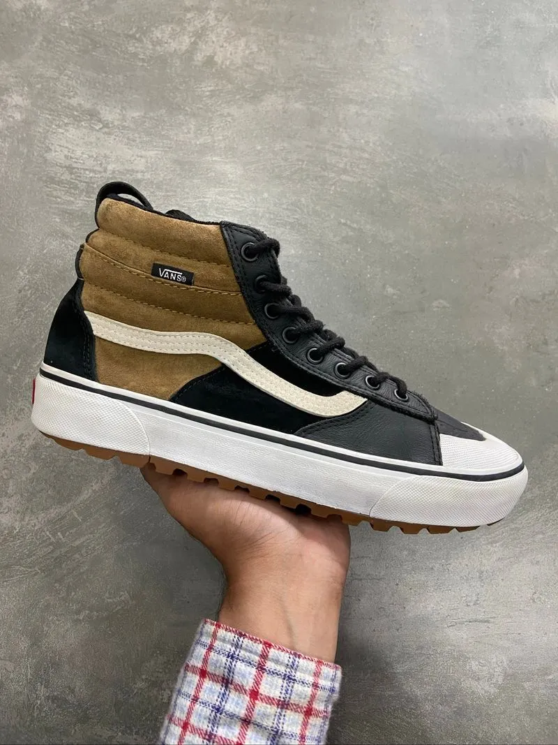 Vans Sk8-Hi MTE 2.0 DX ‘Dirt’ Brown White Leather Original photo 1
