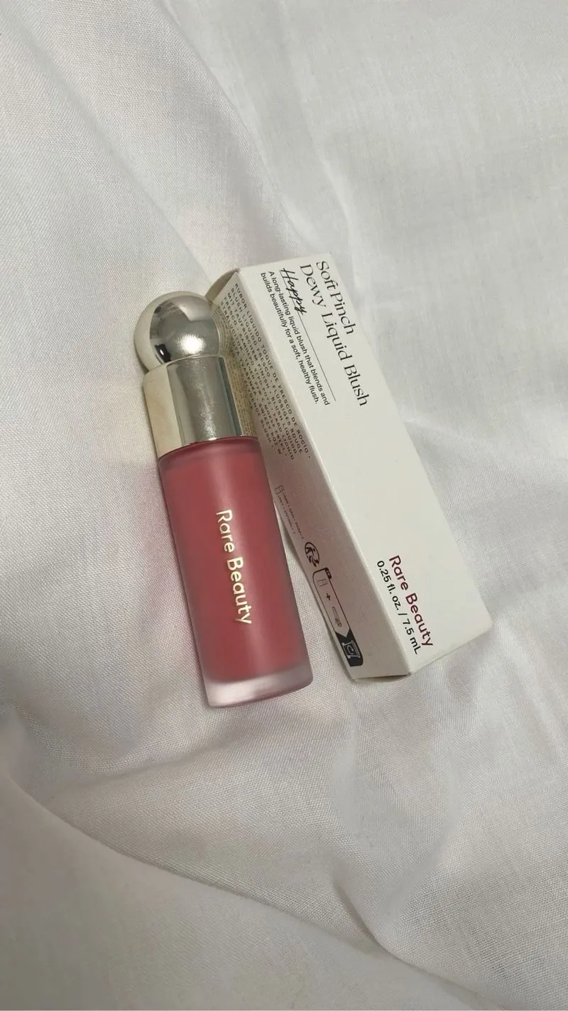 Rare Beauty Blush Happy photo 1