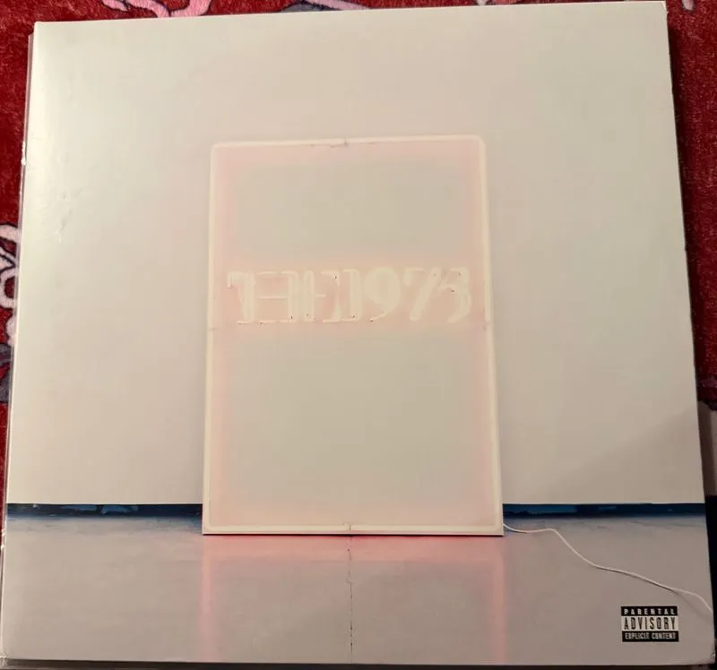 Vinyl the 1975 photo 1
