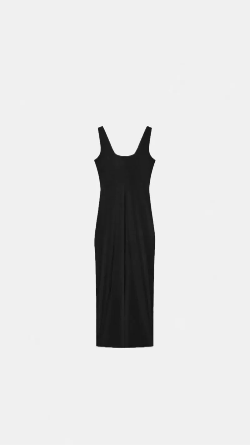 Fitted midi dress photo 1