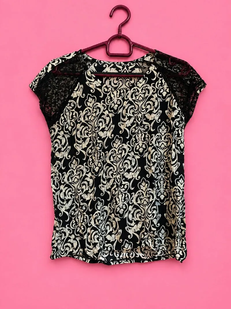 Black Paisley Lace Short Sleeve Top photo 1