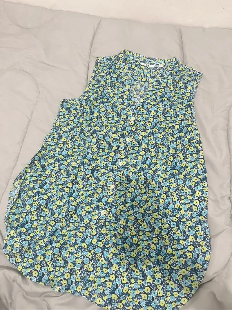 UNIQLO off shoulder  photo 1