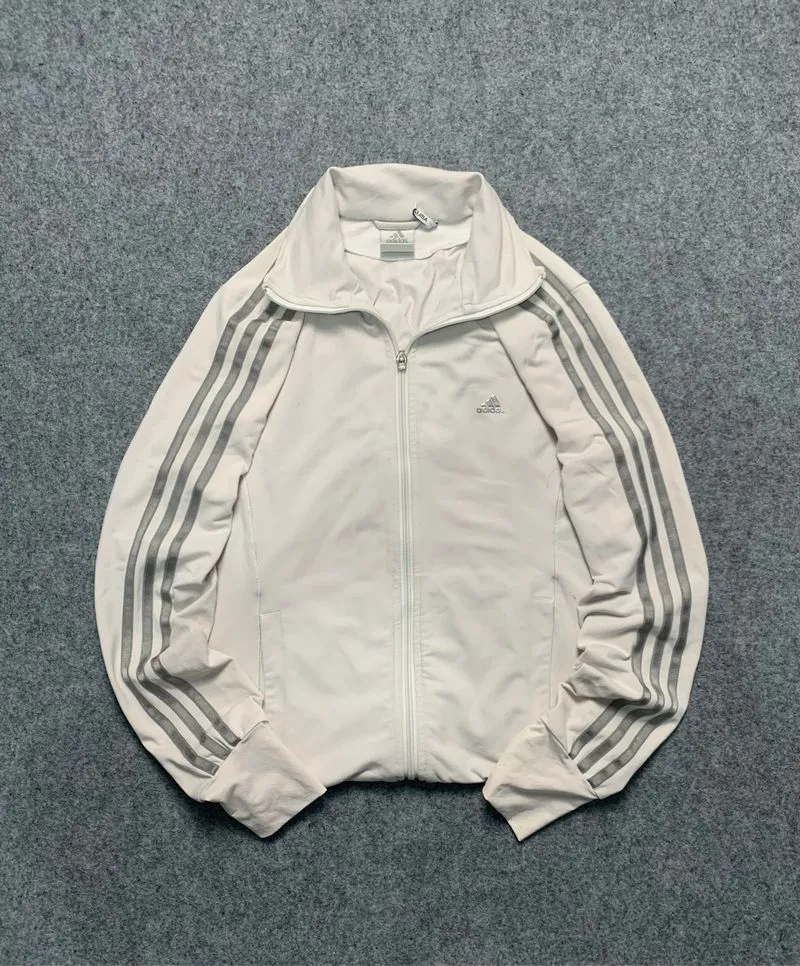 Adidas Track jacket Pria cream gray photo 1