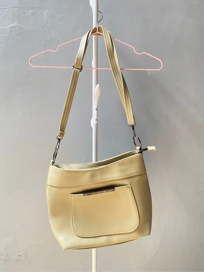 Tas Wanita Selempang / Sling Bag photo 1