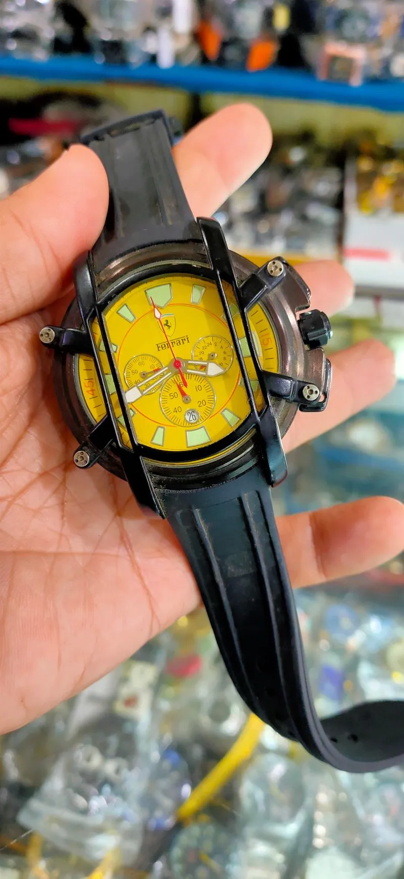 Jam tangan pria ferarri quartz chroograph photo 1