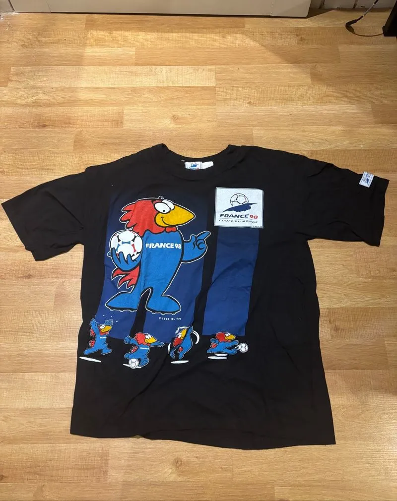 Vintage World Cup T-Shirt photo 1