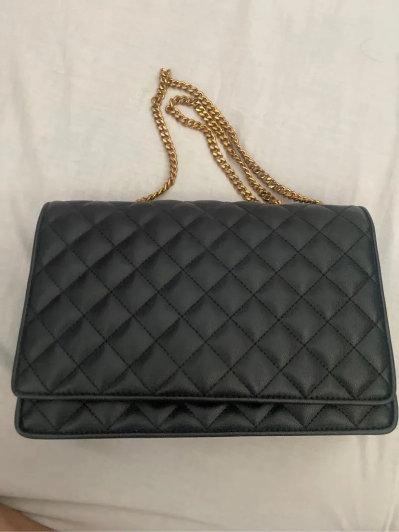 Tas Wanita Charles n Keith photo 1