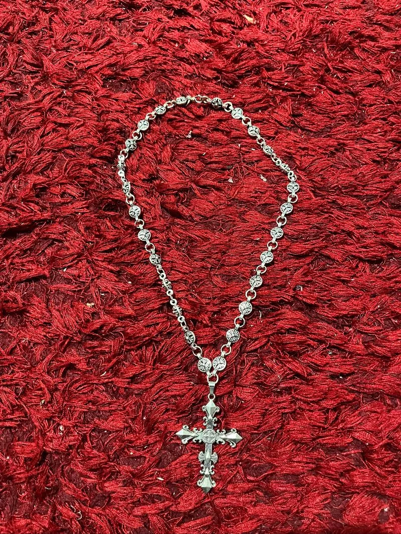 lioraa ch necklace photo 1