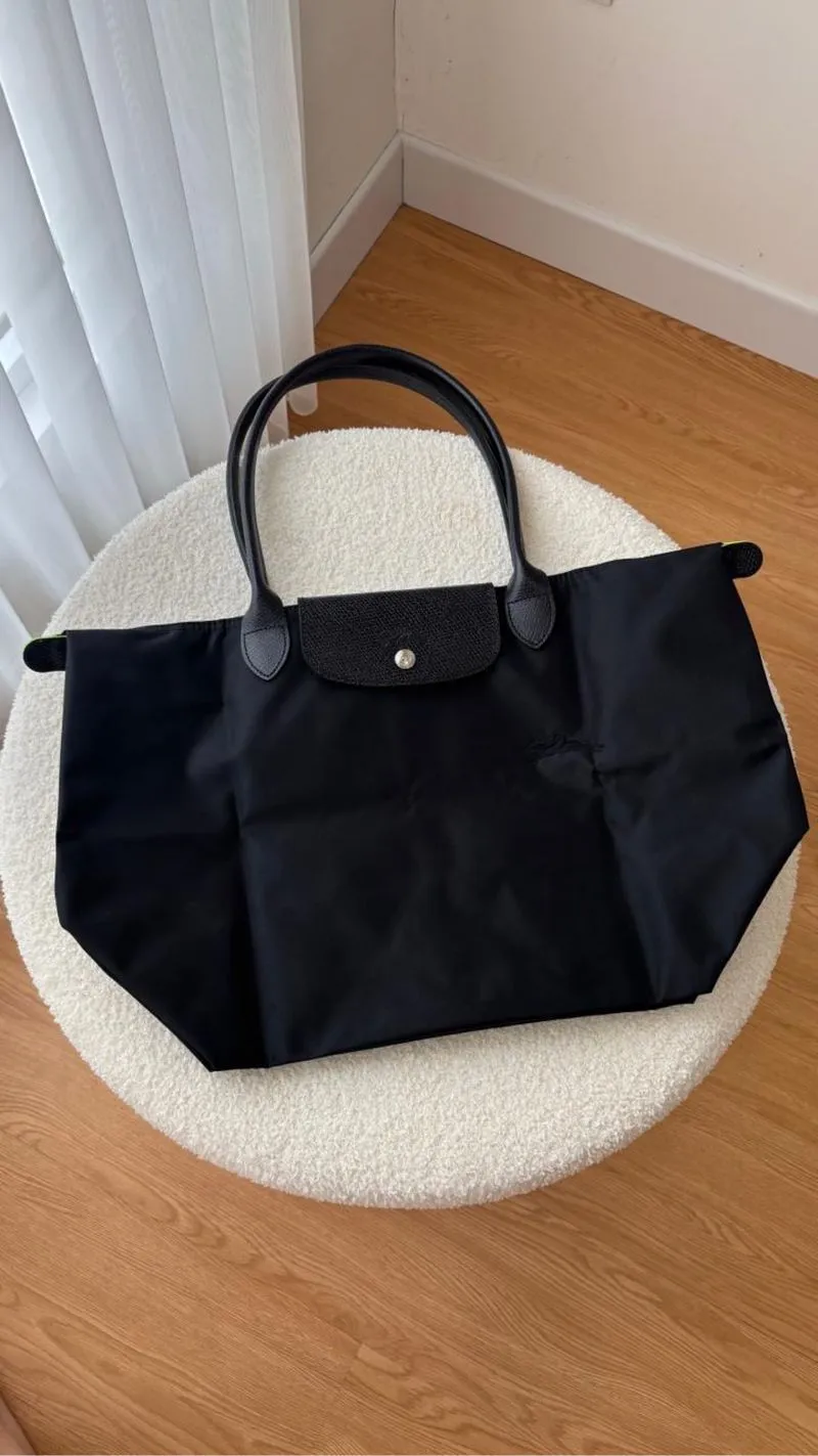 Longchamp Full Black Tote Bag photo 1