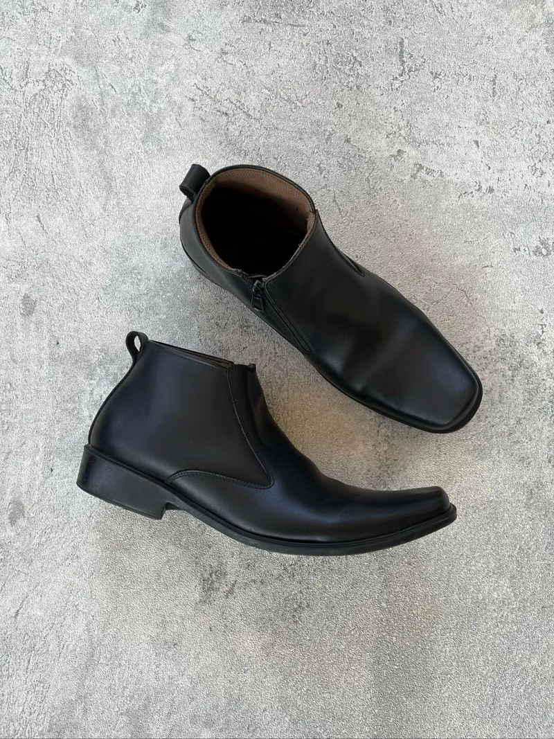 Yongki Komaladi Leather Boots photo 1