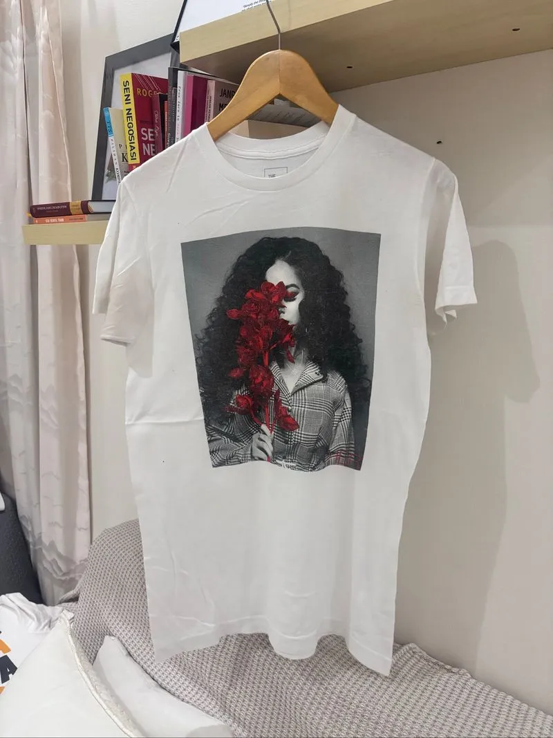 H. E. R. Raptee photo 1
