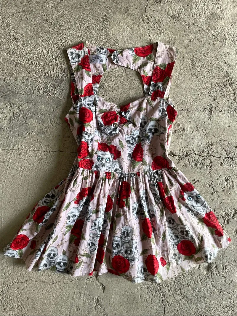Black rose skull print dress photo 1