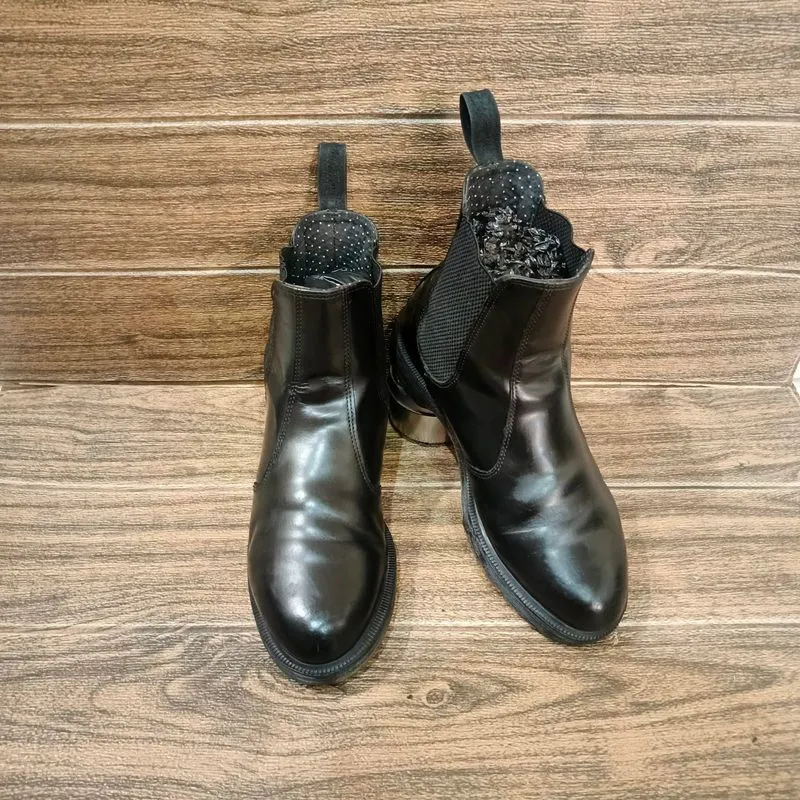 Dr. Martens Chelsea Flora photo 1
