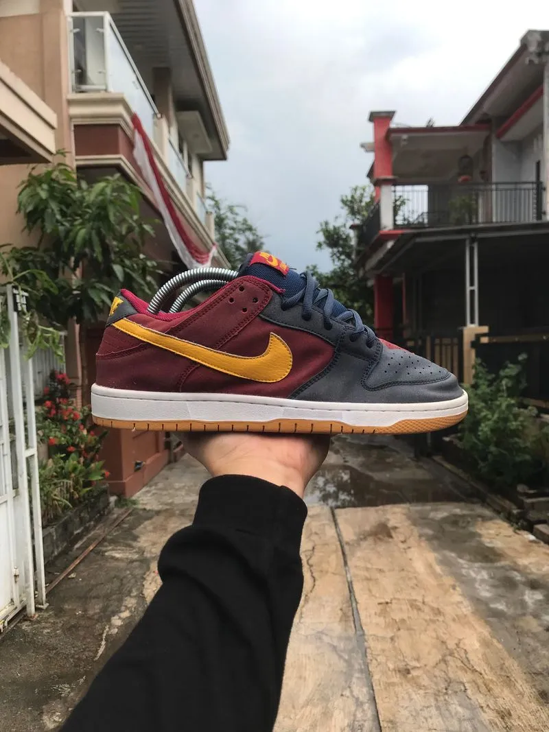 Nike Casual Sneakers Pria blue yellow photo 1