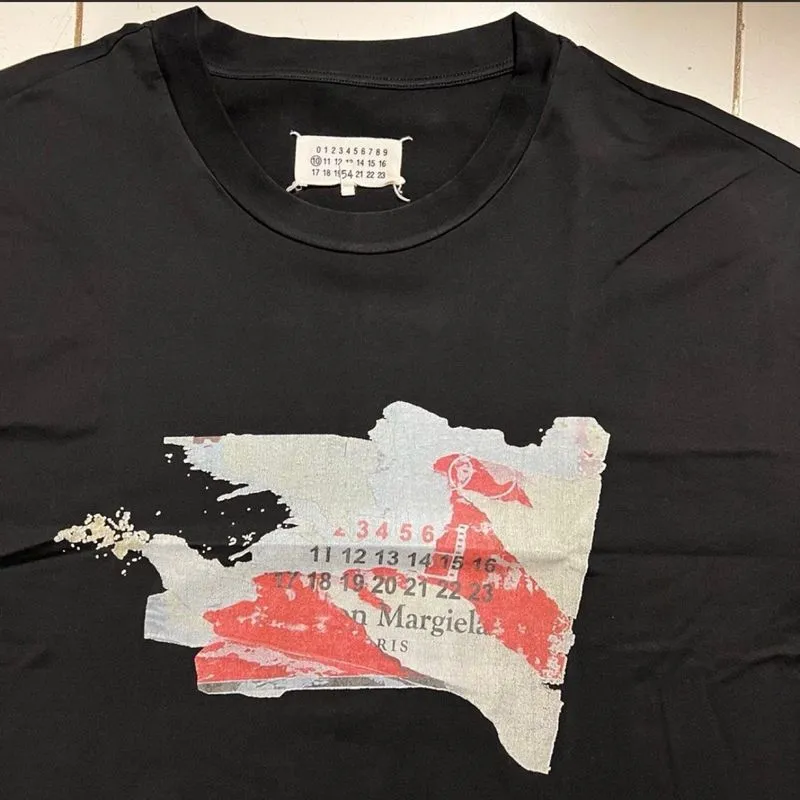 Maison Margiela Scrap Logo black tee kaos original photo 1