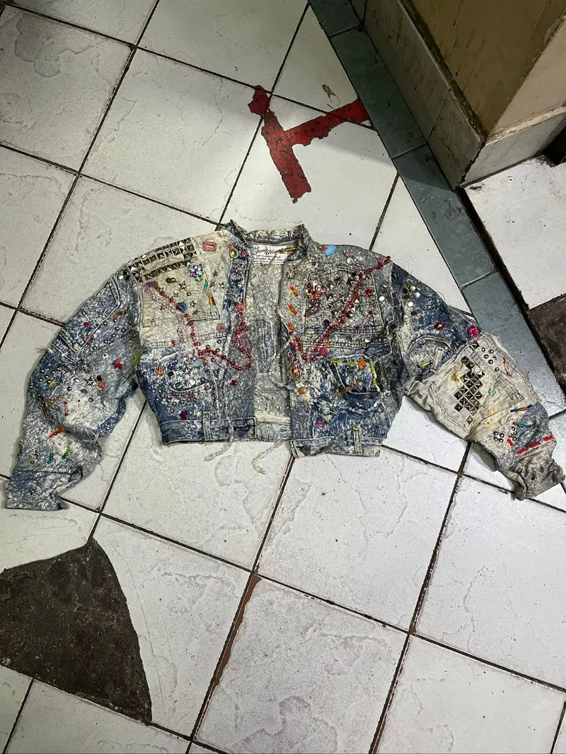 Good damn very good insane to wear, Very rare item photo 1