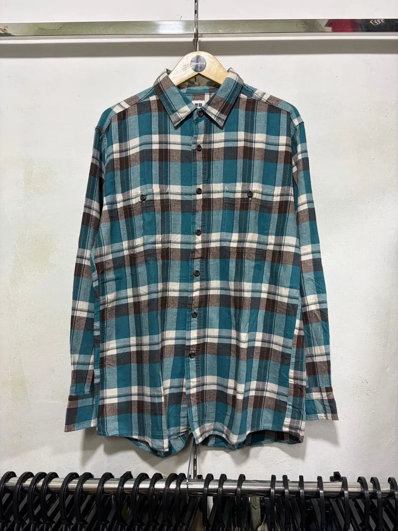 Kemeja flanel Uniqlo photo 1