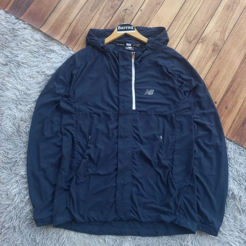 New Balance SoftShell Jacket Waterproof 1Layer Ringan  photo 1
