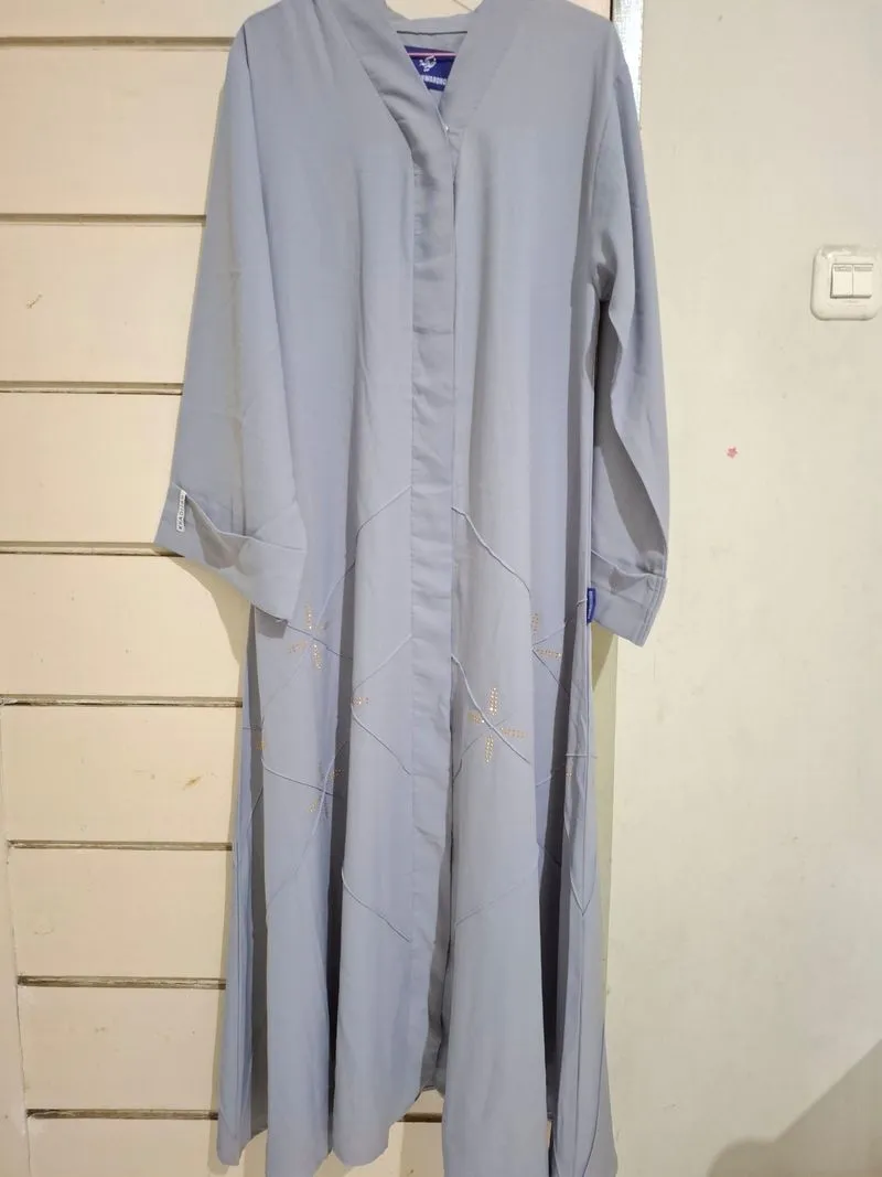 Abaya photo 1