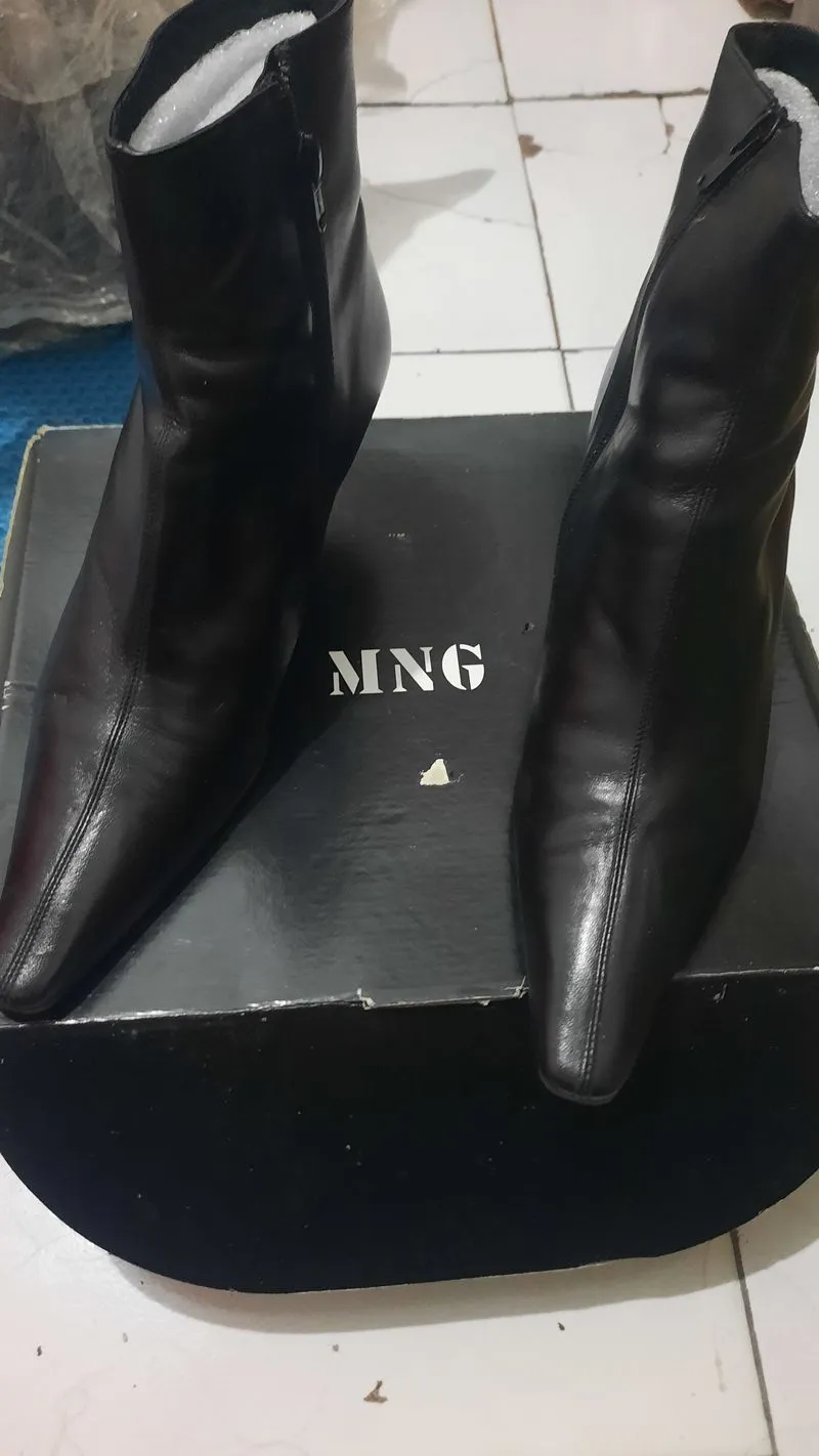 Sepatu boots wanita photo 1
