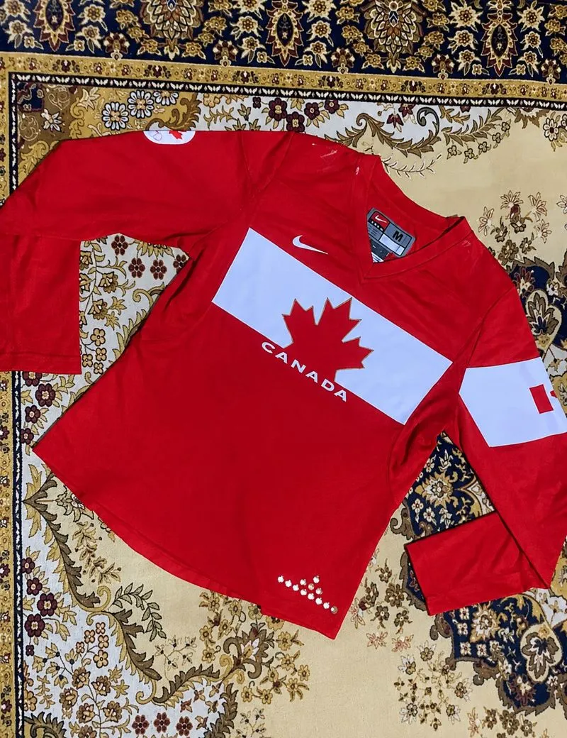 NIKE JERSEY hockey team Canada (size M) photo 1