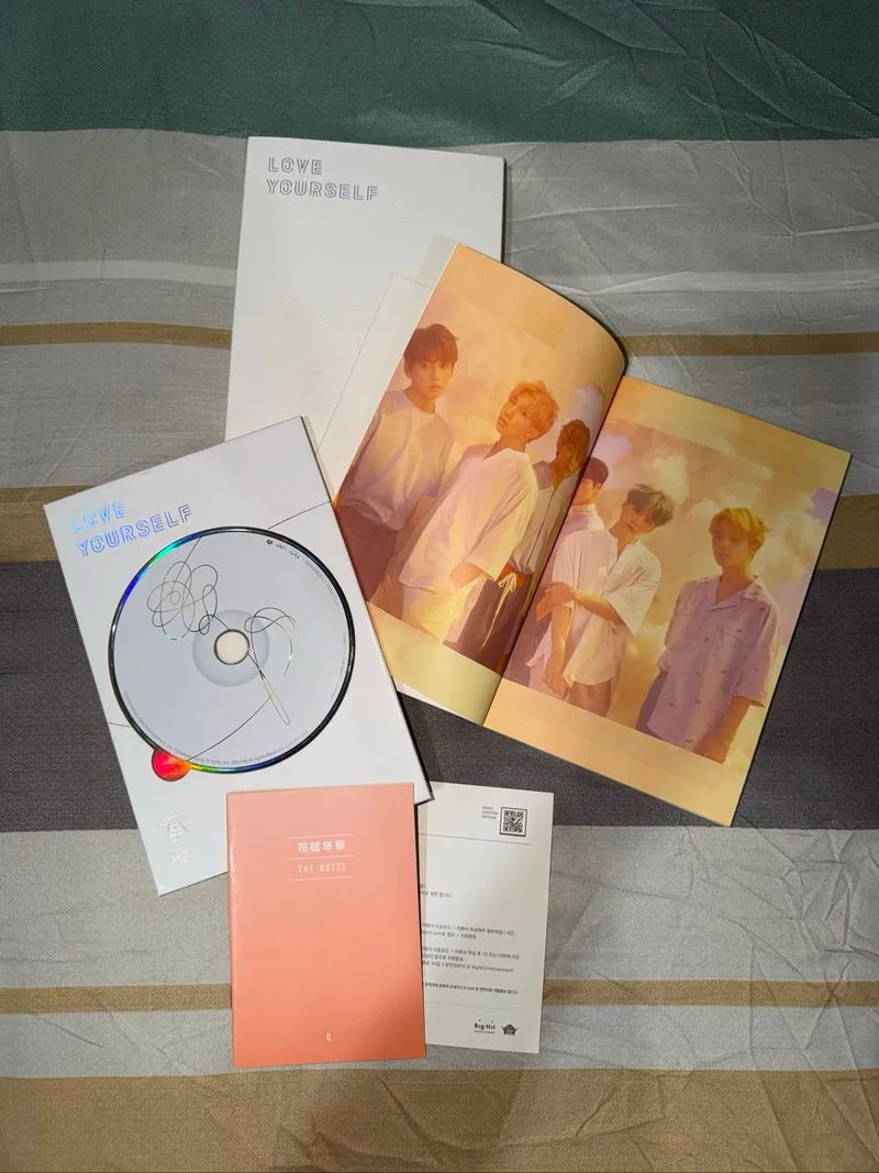 BTS LOVE YOURSELF: HER ALBUM photo 1