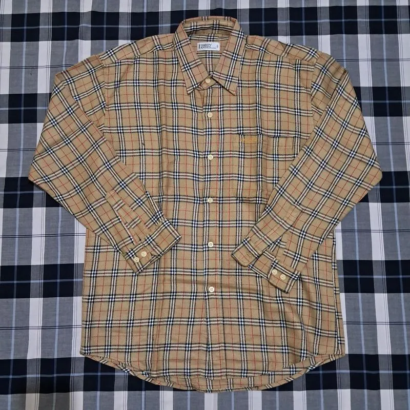 Minimalist Formal shirt Pria tan photo 1