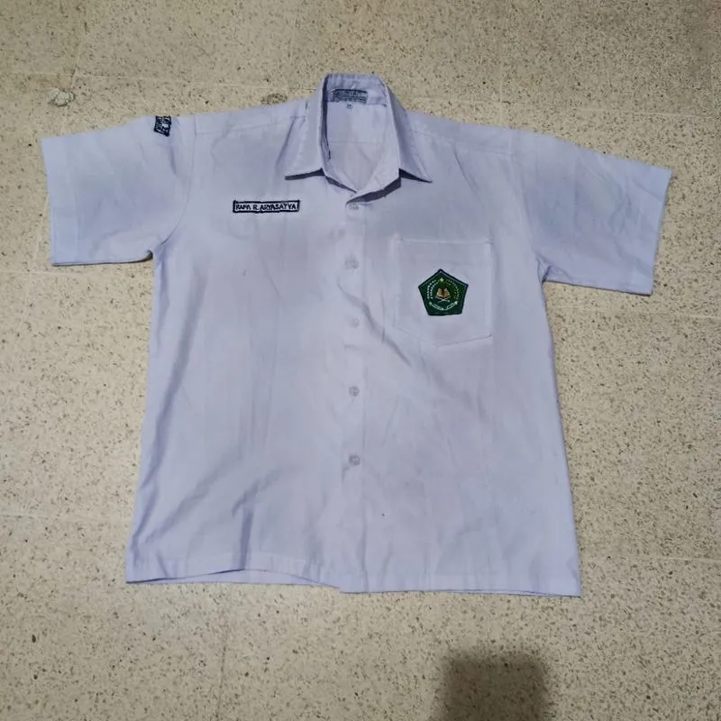 preloved baju putih sekolah/hope25 photo 1