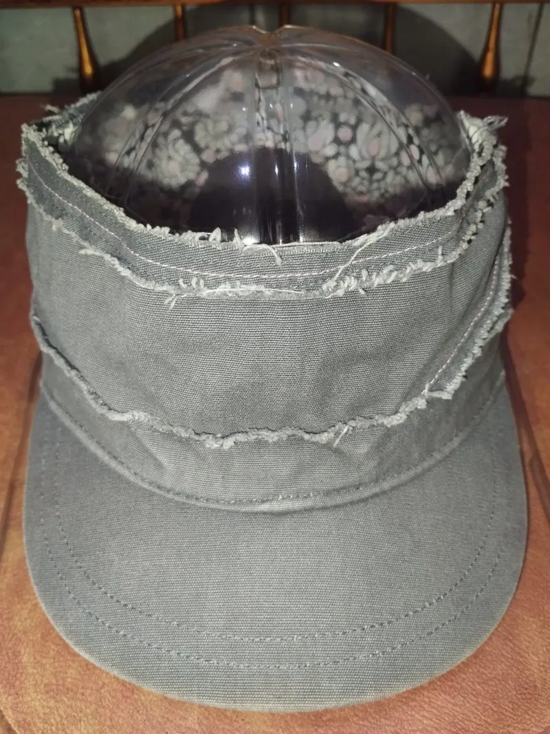 HELP! Trying To Find This VANS Hat photo 1