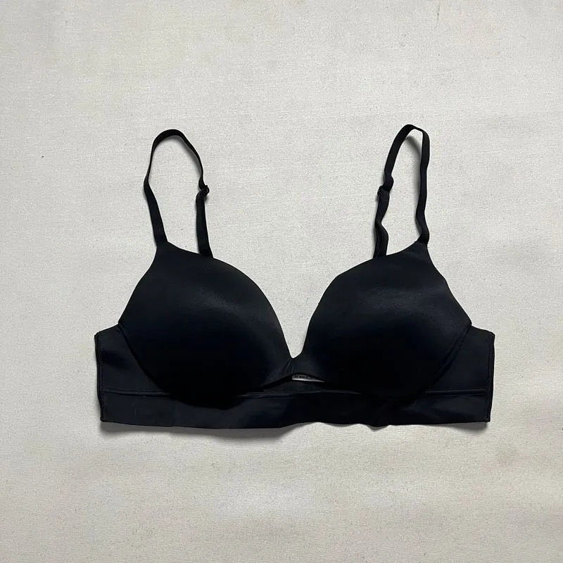 Victoria’s secret bra 34B photo 1