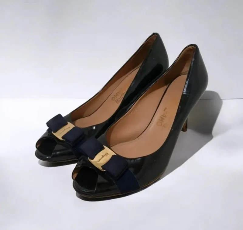 Salvatore Ferragamo 80mm Vara Bow Pumps Original  photo 1