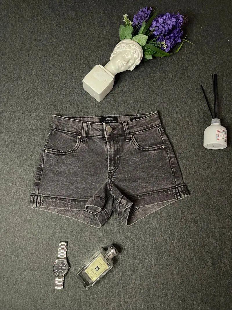 Uniqlo Casual Short Wanita black photo 1
