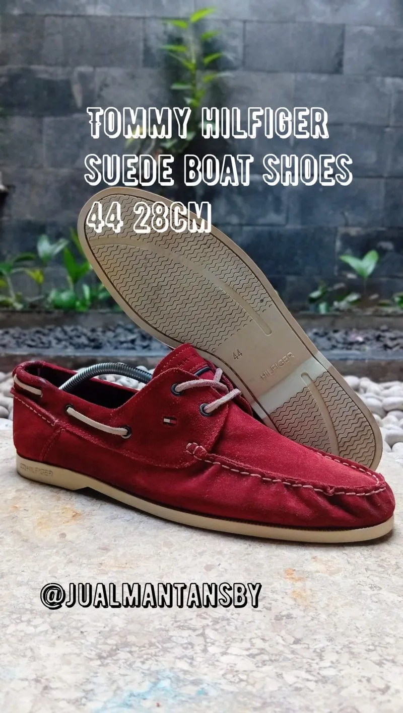 TOMMY HILFIGER Suede Boat Shoes Made in India photo 1