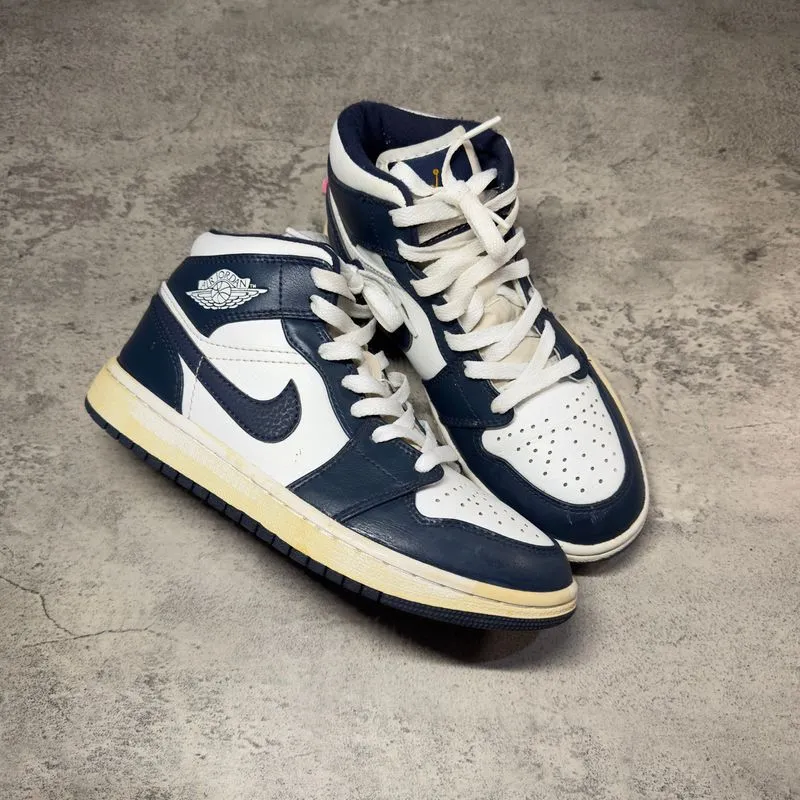 NIKE AIR JORDAN 1 HIGH MIDNIGHT NAVY photo 1