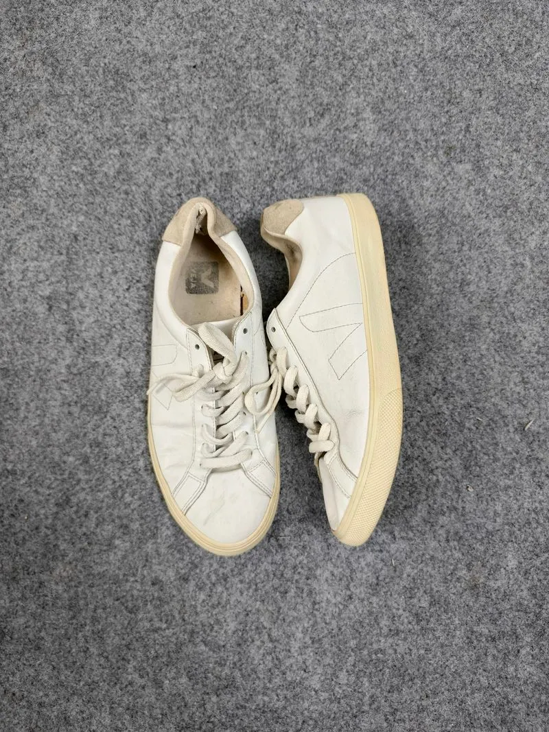 Veja Sneakers Woman photo 1