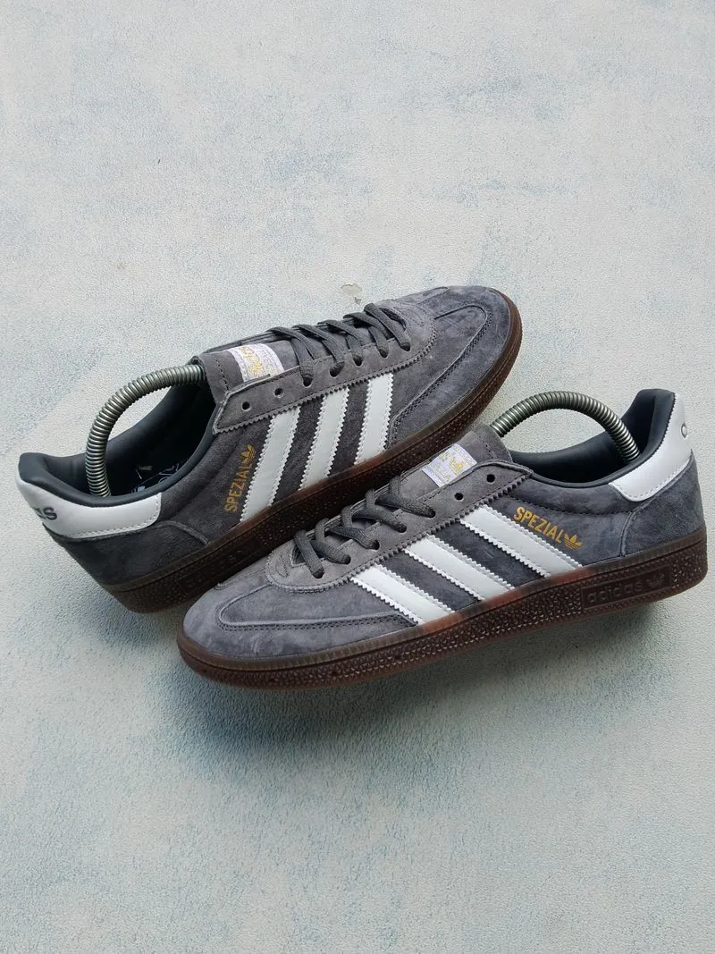 Adidas Casual Casual shoe Pria white gray photo 1