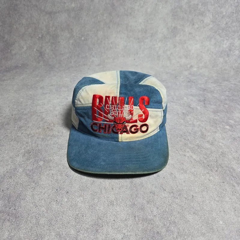 TOPI VINTAGE CHICAGO BULLS SNAPBACK HATS photo 1