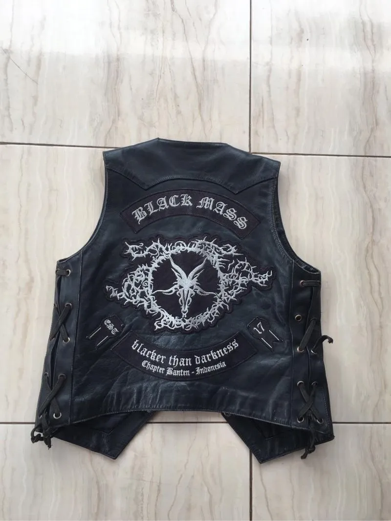 vest photo 1