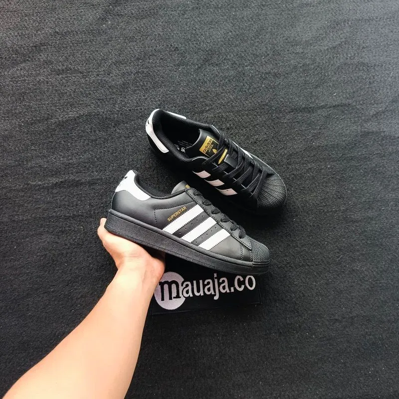 Adidas Superstar Black White photo 1
