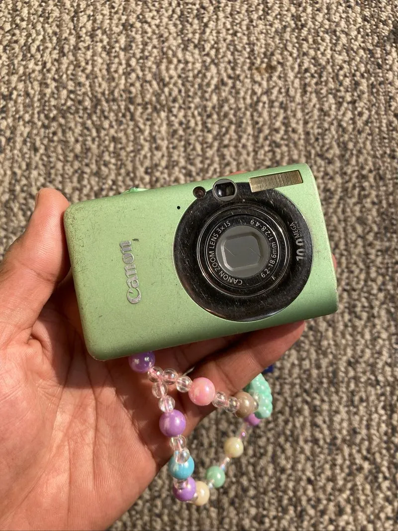 CANON IXUS 95 IS photo 1