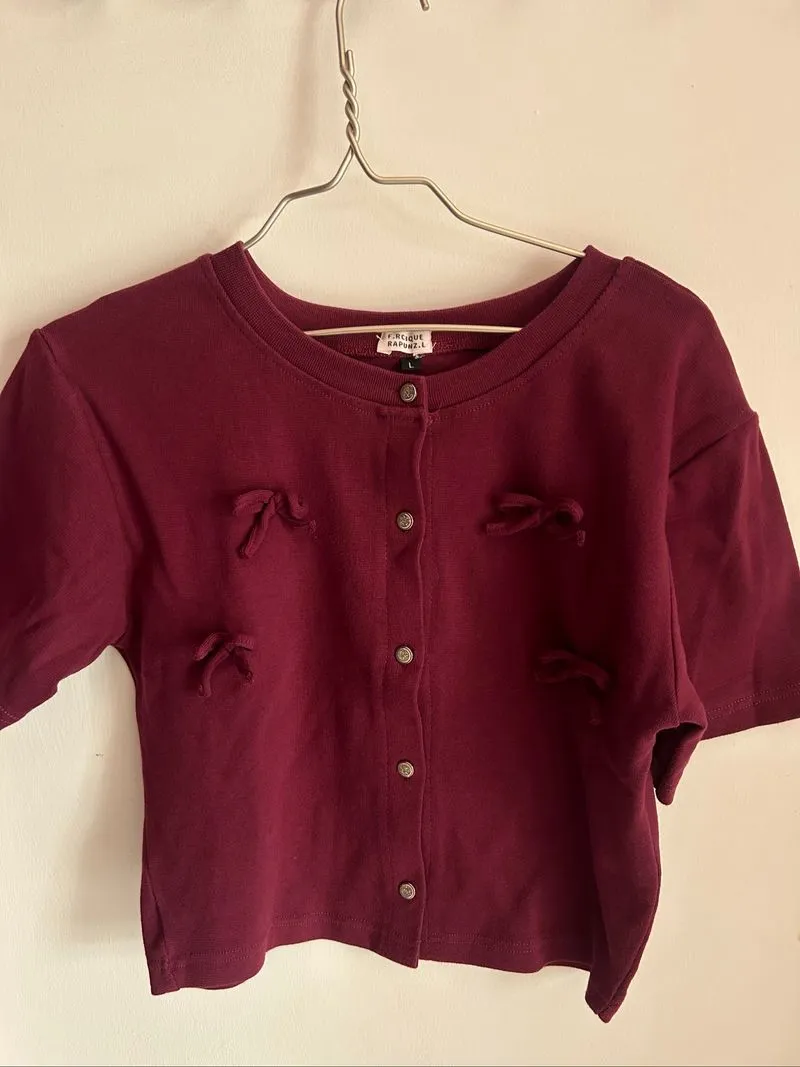 short sleeve maroon shirt  photo 1