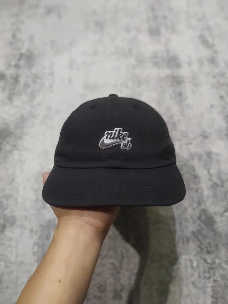Nike sb caps photo 1