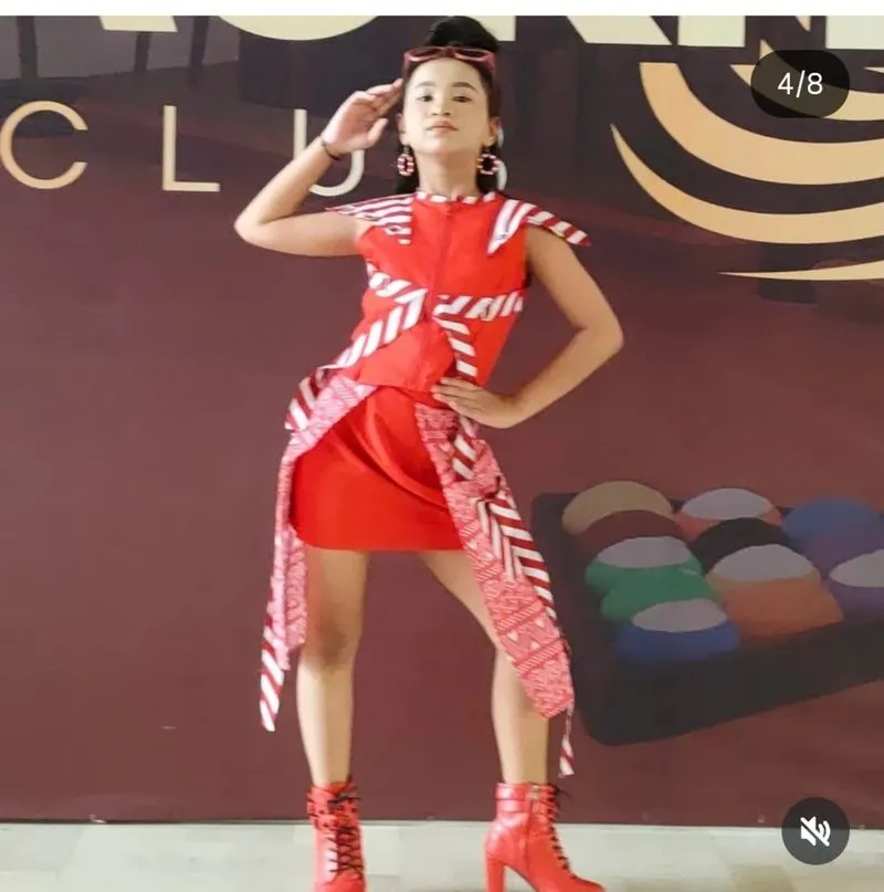 Casual merah putih  photo 1