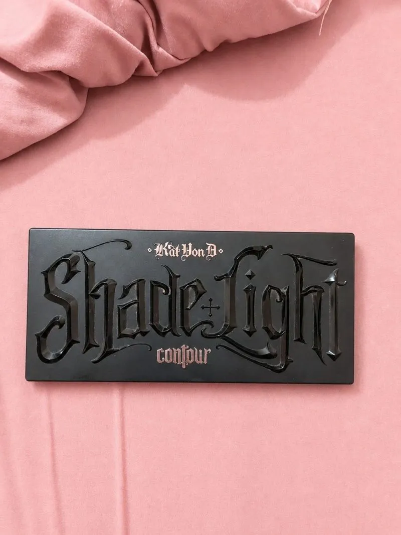 Kat Von D Shade Light Contour Palette photo 1