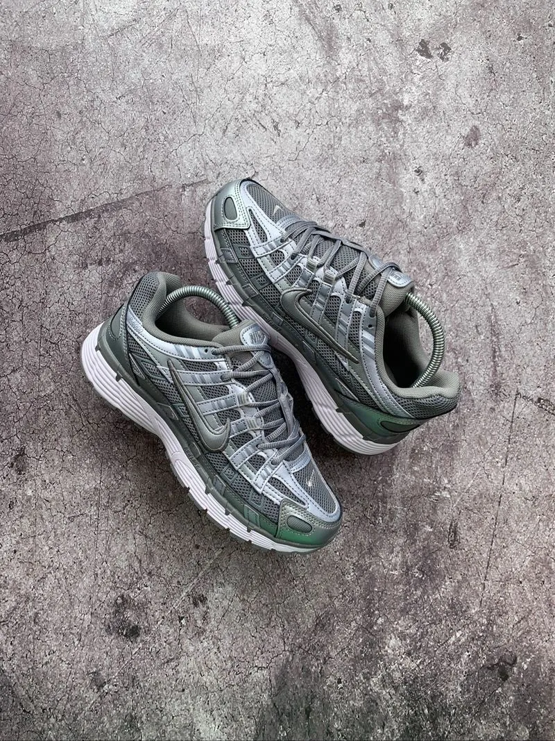 Nike P-6000 Gray Metallic photo 1