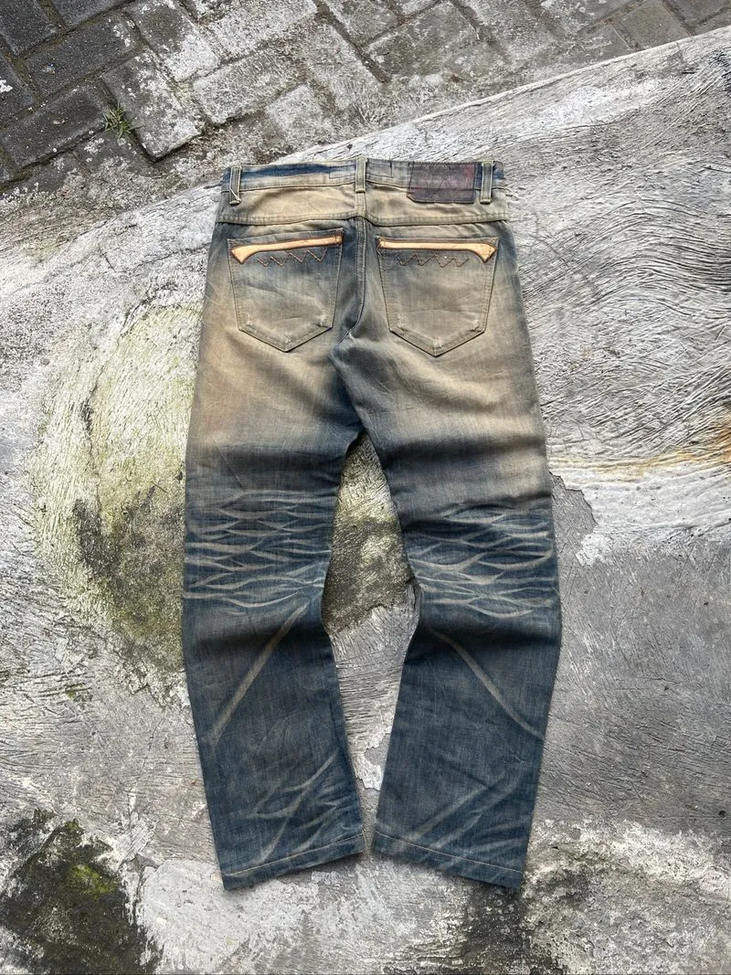 Kello Feding Gacor Jeans photo 1