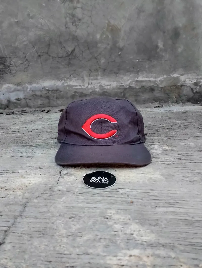 Cincinnati Reds Baseball Hat Cap Charcoal Gray Red Embroider photo 1