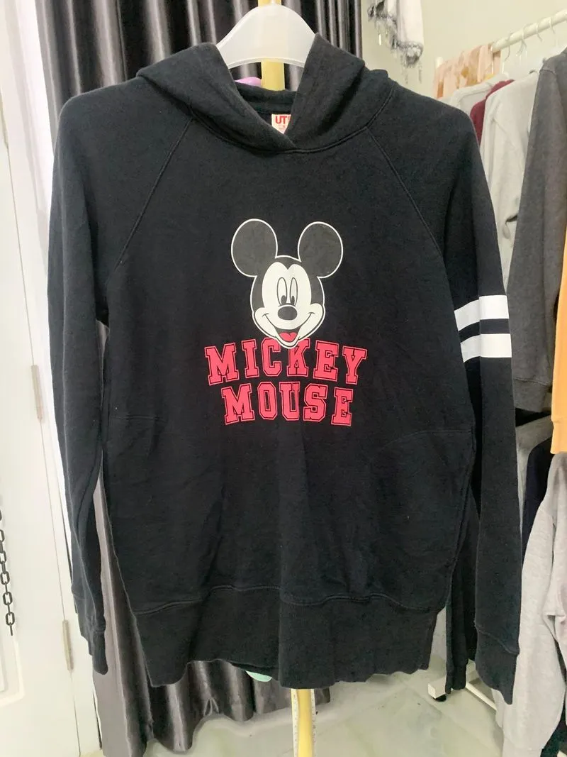 Hoodie uniqlo x Mickey mouse photo 1
